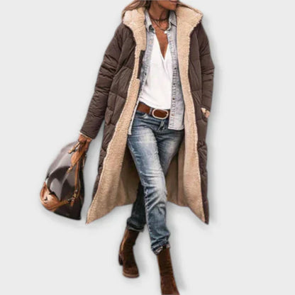 Kora - Gemütlicher, mit Fell gefütterter Mantel